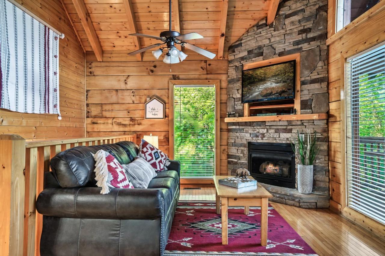 Cozy Log Cabin!! In Heart Of Pf & Close To The Smokies Pigeon Forge Exterior foto