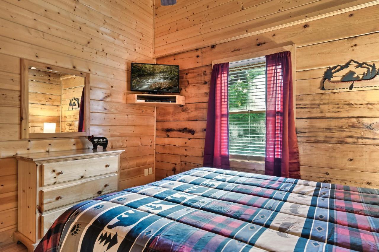 Cozy Log Cabin!! In Heart Of Pf & Close To The Smokies Pigeon Forge Exterior foto
